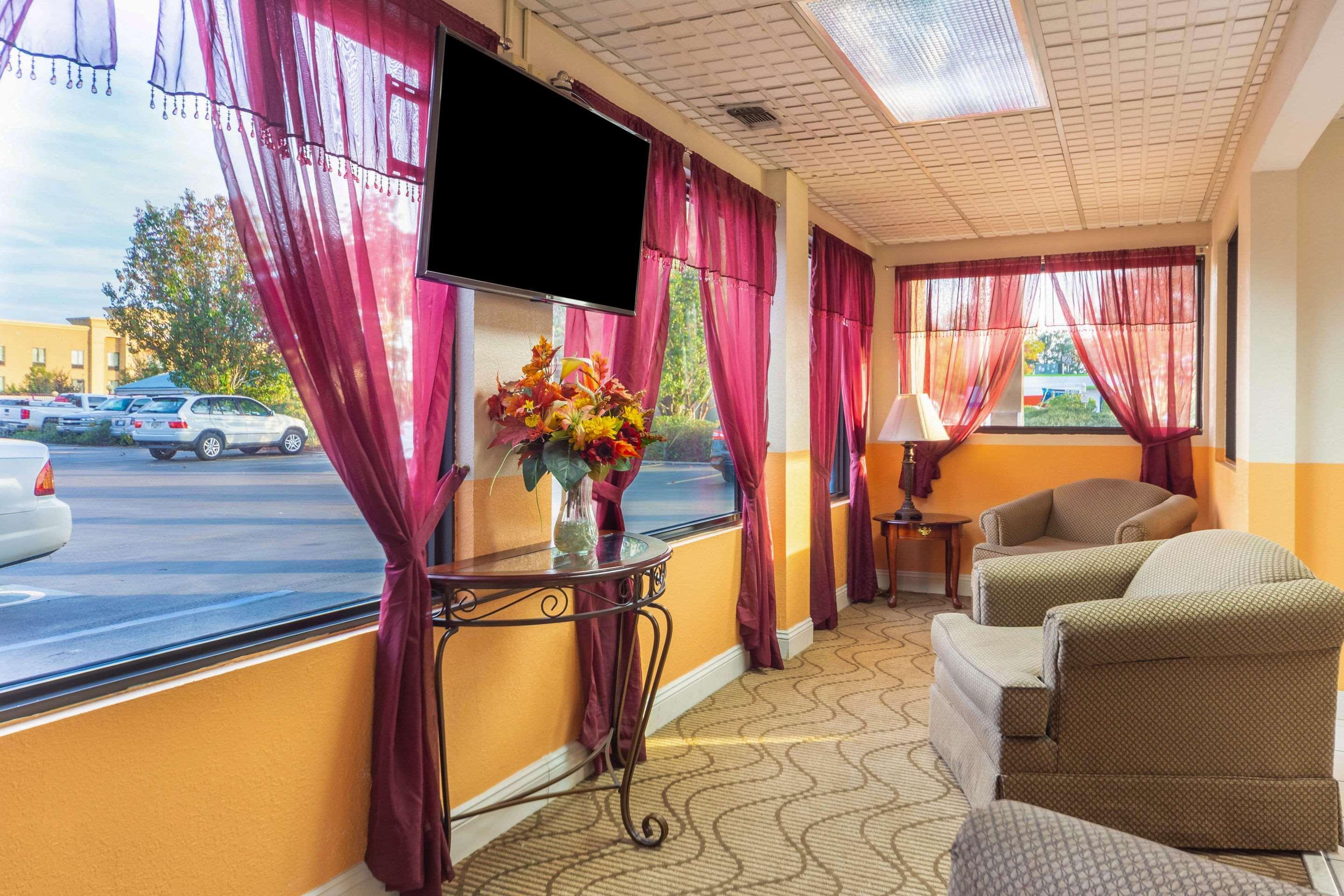 Econo Lodge Laurel Exterior foto